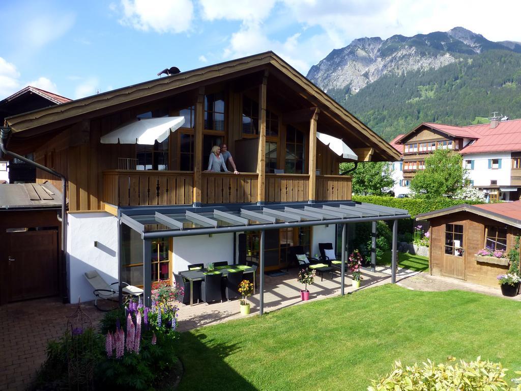 Engels Landhaus Apartment Oberstdorf Room photo